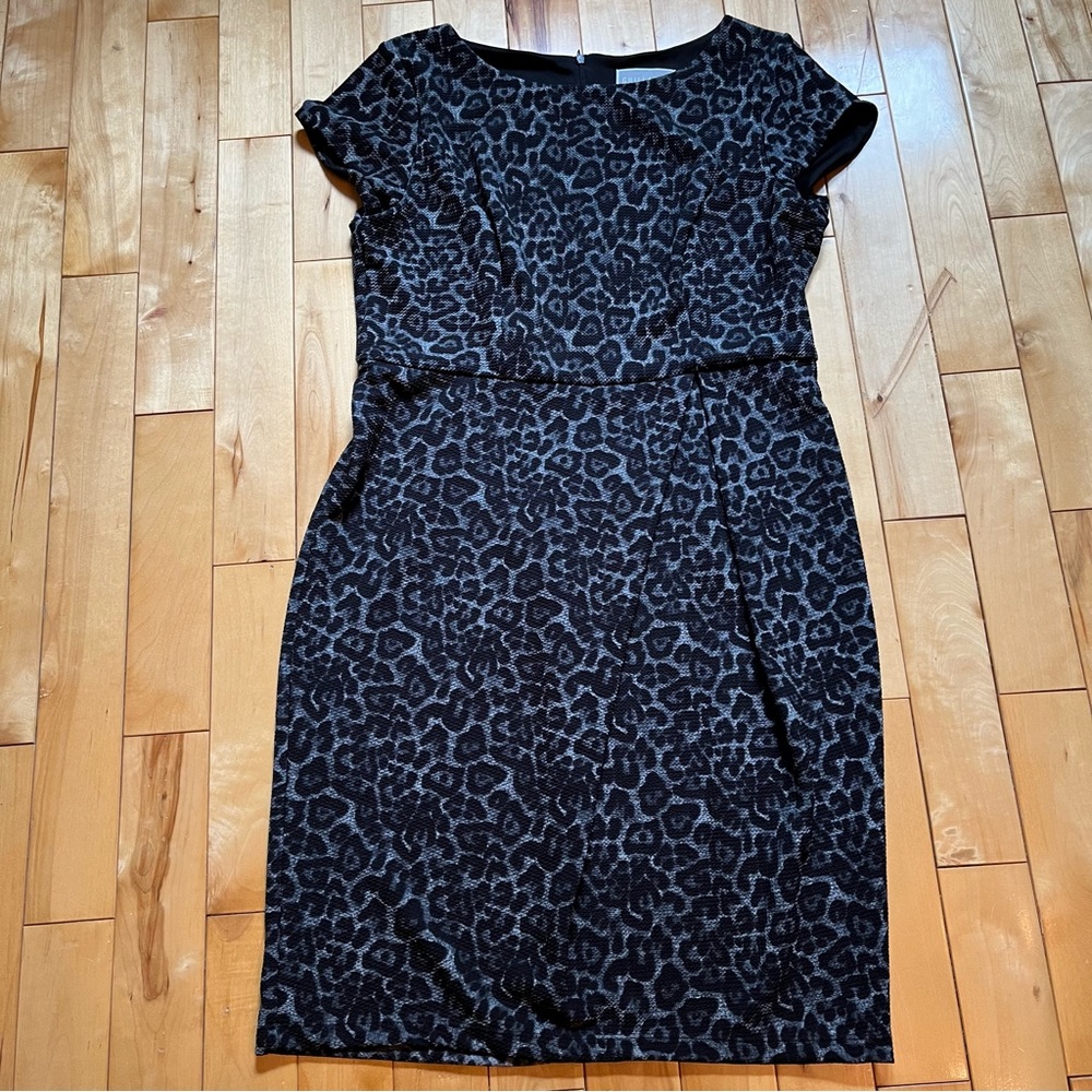 Guillaume~Dress-Size Large~Black & Grey~Capped Sleeves~Animal Print